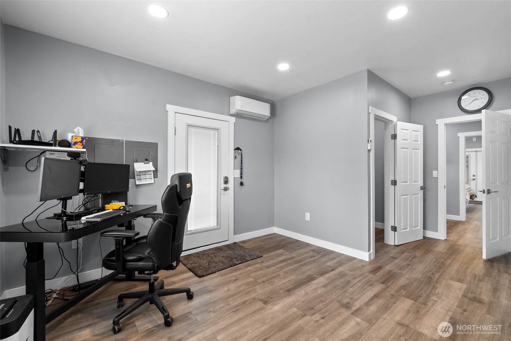 1750 Methow Street Wenatchee, WA 98801 - Photo 28 of 33 a view of a workspace with furniture and a window