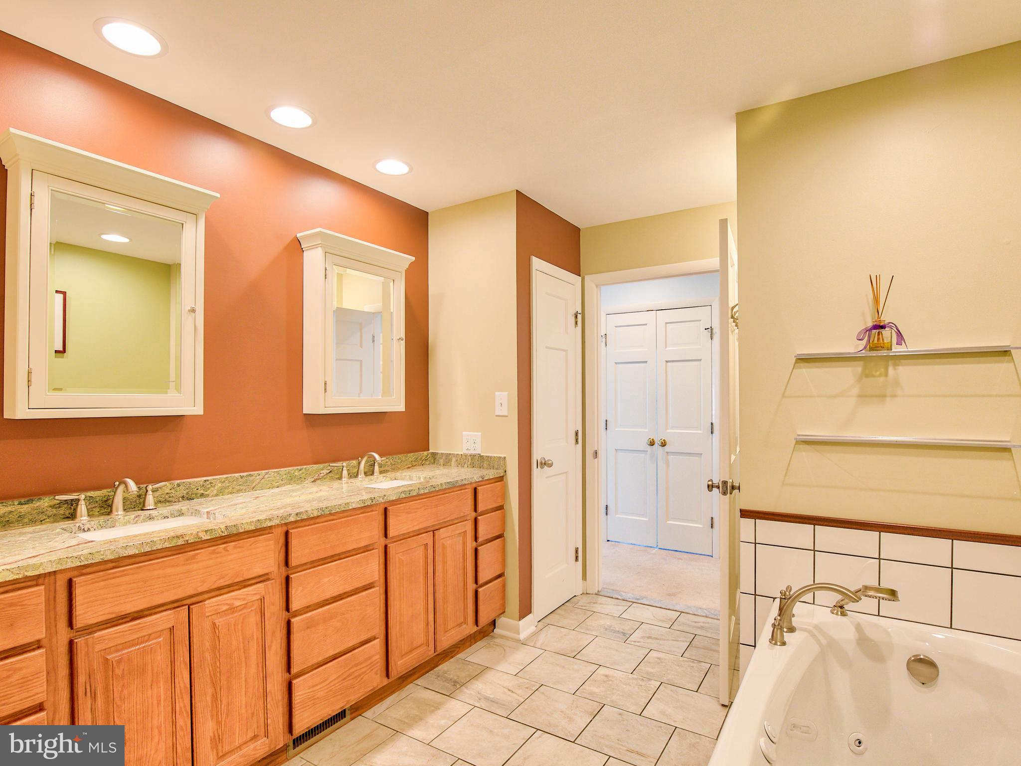 6485 Summit Point Road Charles Town, WV 25414 - Photo 28 of 71 Gallery Image 28
