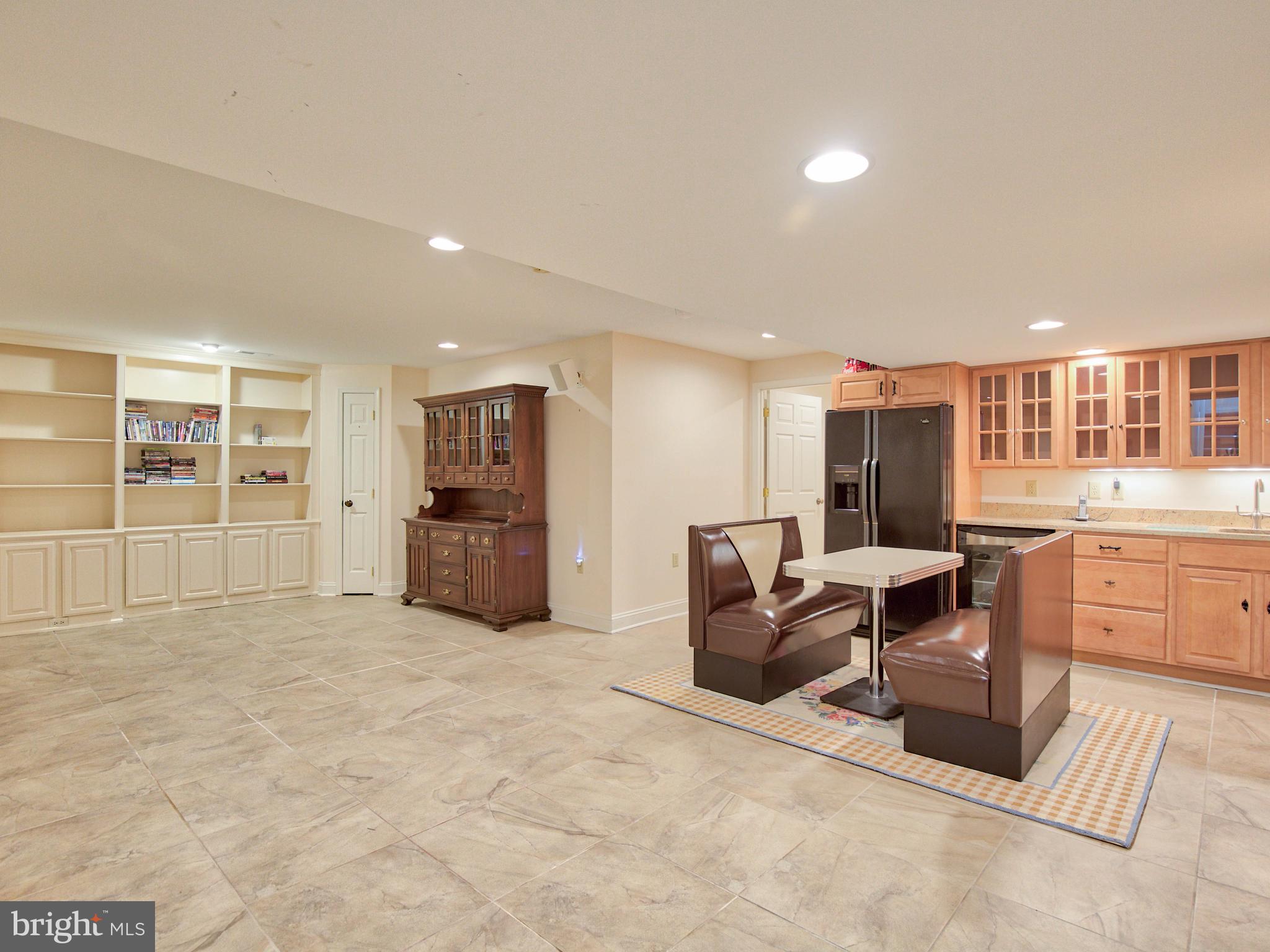 6485 Summit Point Road Charles Town, WV 25414 - Photo 37 of 71 Gallery Image 37