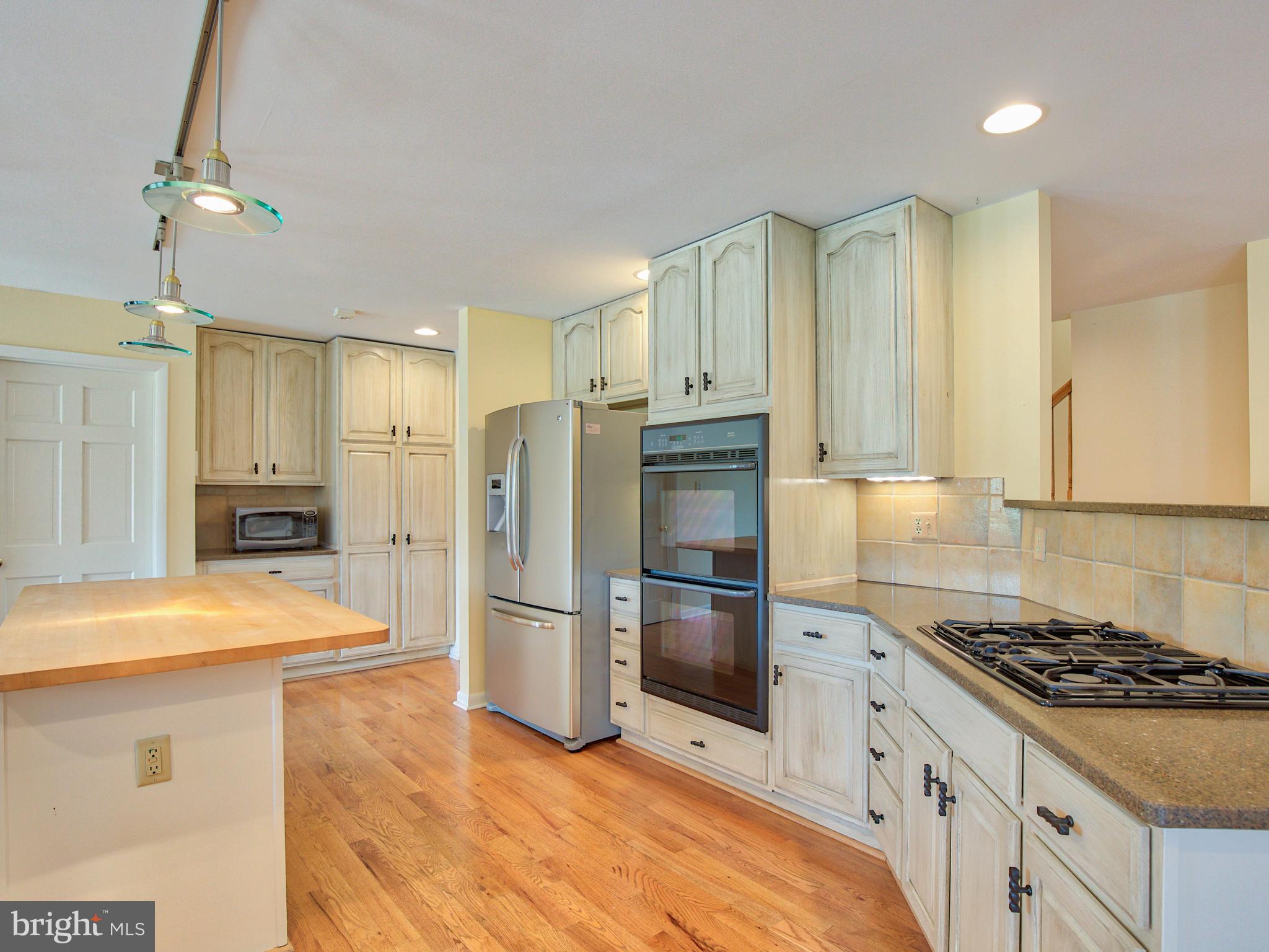 6485 Summit Point Road Charles Town, WV 25414 - Photo 10 of 71 Gallery Image 10