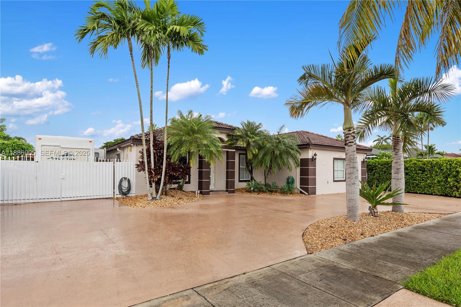 16310 Southwest 144th Avenue Miami, FL 33177 - Photo 44 of 46