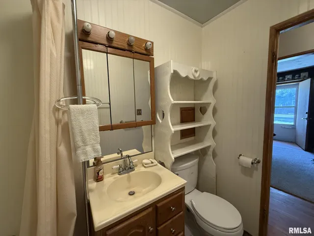 $85,000 | 390 South Jefferson Street, Roseville, IL 61473