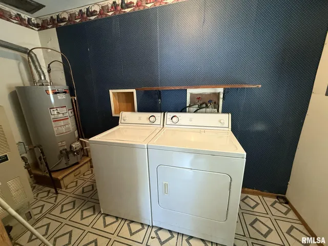 $85,000 | 390 South Jefferson Street, Roseville, IL 61473