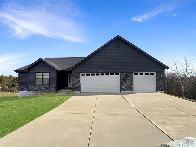$370,000 | 764 Red Clover Drive, Cedar Hill, MO 63016