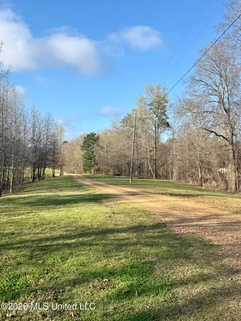 $255,000 | 2698 Bethel Church Road, Grenada, MS 38901