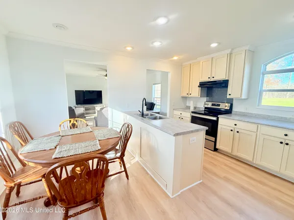 $255,000 | 2698 Bethel Church Road, Grenada, MS 38901