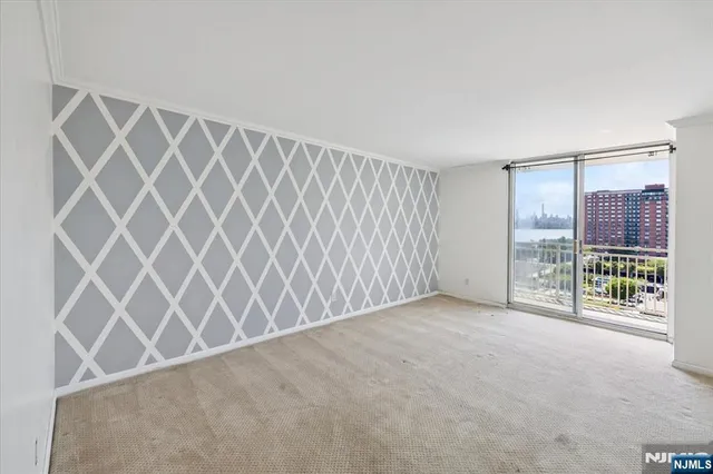 $469,000 | 1055 River Road, Unit 1014, Edgewater, NJ 07020