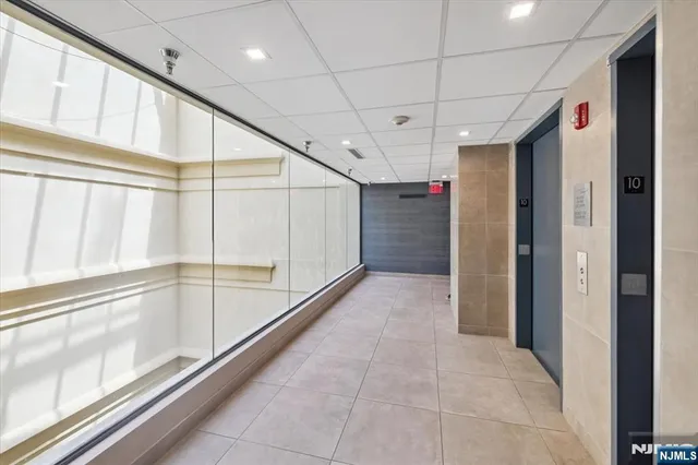 $469,000 | 1055 River Road, Unit 1014, Edgewater, NJ 07020