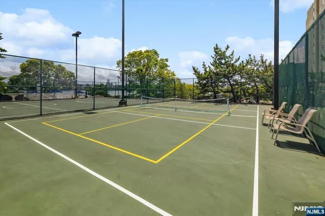 $469,000 | 1055 River Road, Unit 1014, Edgewater, NJ 07020