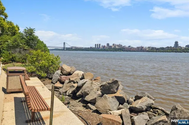 $469,000 | 1055 River Road, Unit 1014, Edgewater, NJ 07020