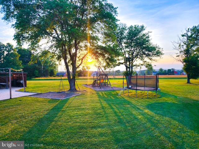 685 Union Road Quakertown, PA 18951 - Photo 39 of 44 a view of a swimming pool with a park