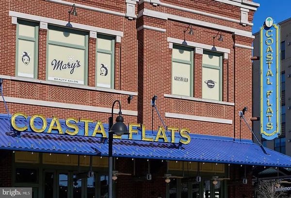 a large building on the side of a street