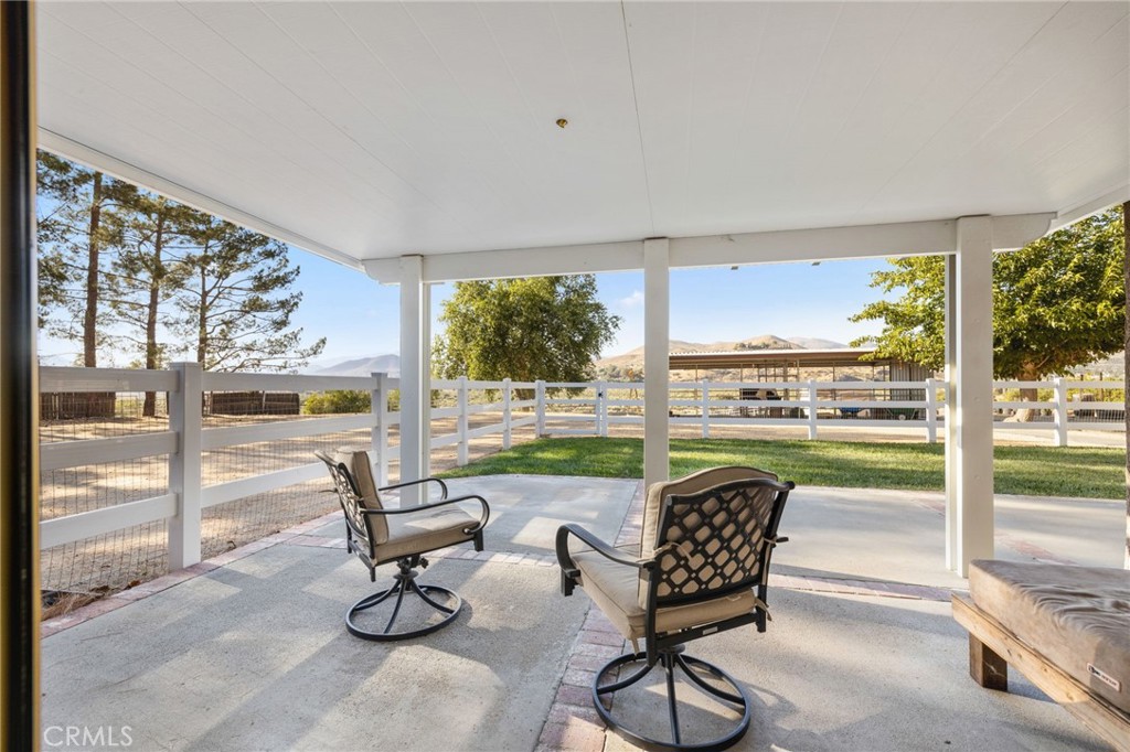 31735 Indian Oak Road Acton, CA 93510 - Photo 27 of 46
