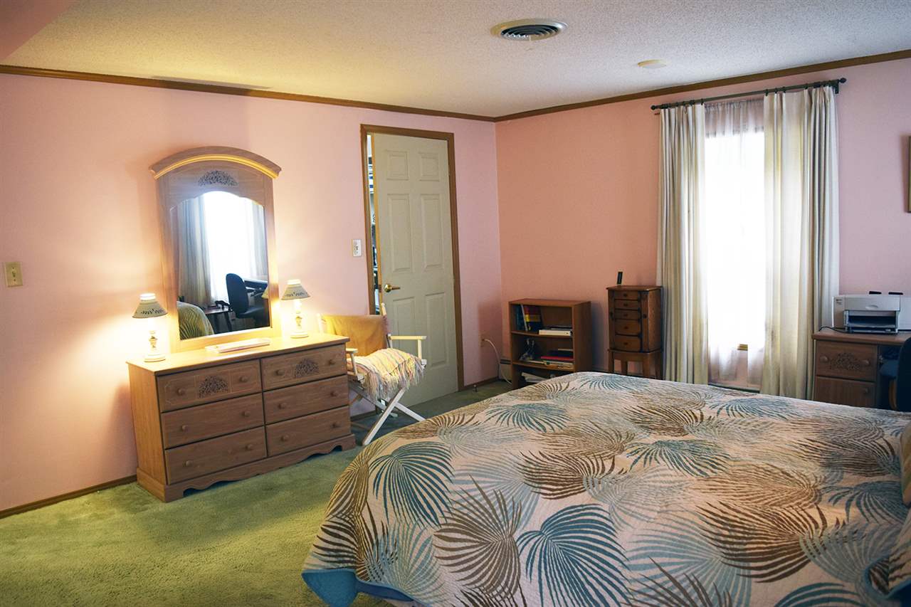 110D Robinhood Extension, Unit B Exeter, NH 03833 - Photo 11 of 23 Gallery Image 11