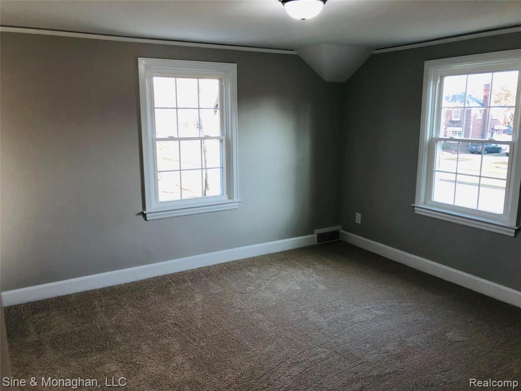 721 Pemberton Road Grosse Pointe Park, MI 48230 - Photo 25 of 41