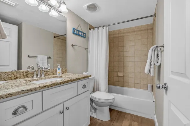 $645,000 | 520 Santa Rosa Boulevard, Unit 109, Fort Walton Beach, FL 32548