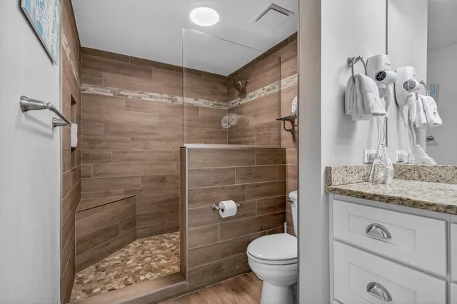 $645,000 | 520 Santa Rosa Boulevard, Unit 109, Fort Walton Beach, FL 32548