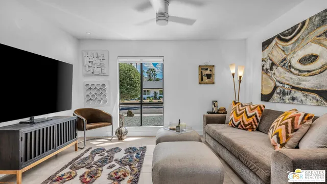 $1,275,000 | 2964 East Orella Circle, Palm Springs, CA 92264