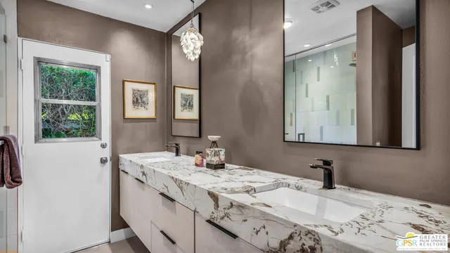 $1,275,000 | 2964 East Orella Circle, Palm Springs, CA 92264