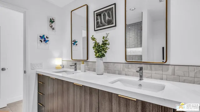 $1,275,000 | 2964 East Orella Circle, Palm Springs, CA 92264