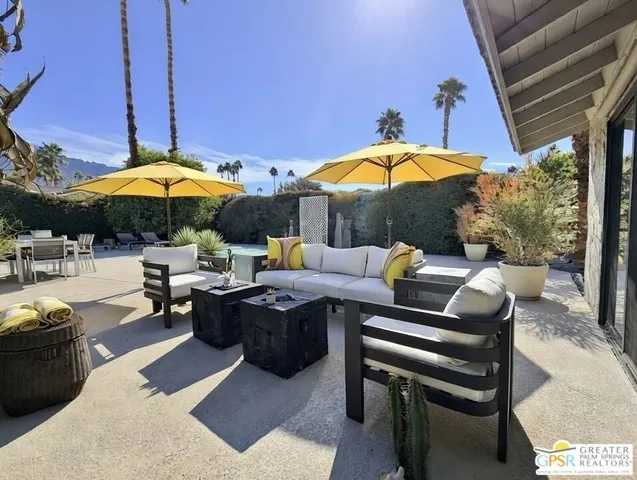 $1,275,000 | 2964 East Orella Circle, Palm Springs, CA 92264