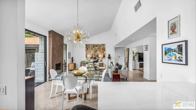 $1,275,000 | 2964 East Orella Circle, Palm Springs, CA 92264