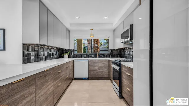 $1,275,000 | 2964 East Orella Circle, Palm Springs, CA 92264