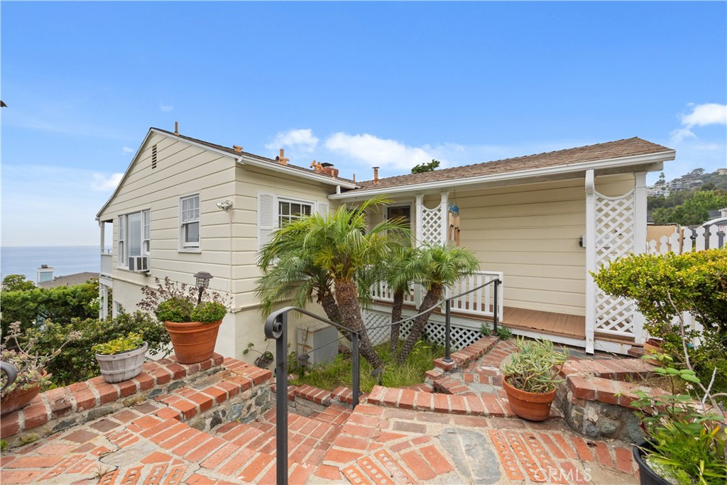 2961 Rounsevel Terrace Laguna Beach, CA 92651 - Photo 7 of 61