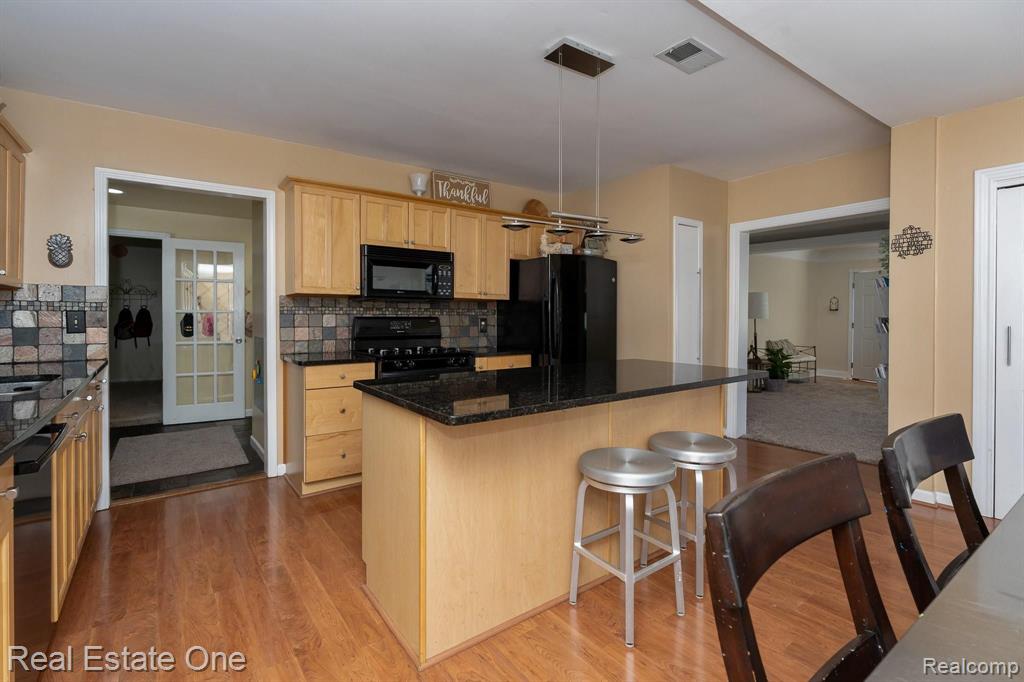 2686 Gerald Avenue Rochester Hills, MI 48307 - Photo 19 of 44