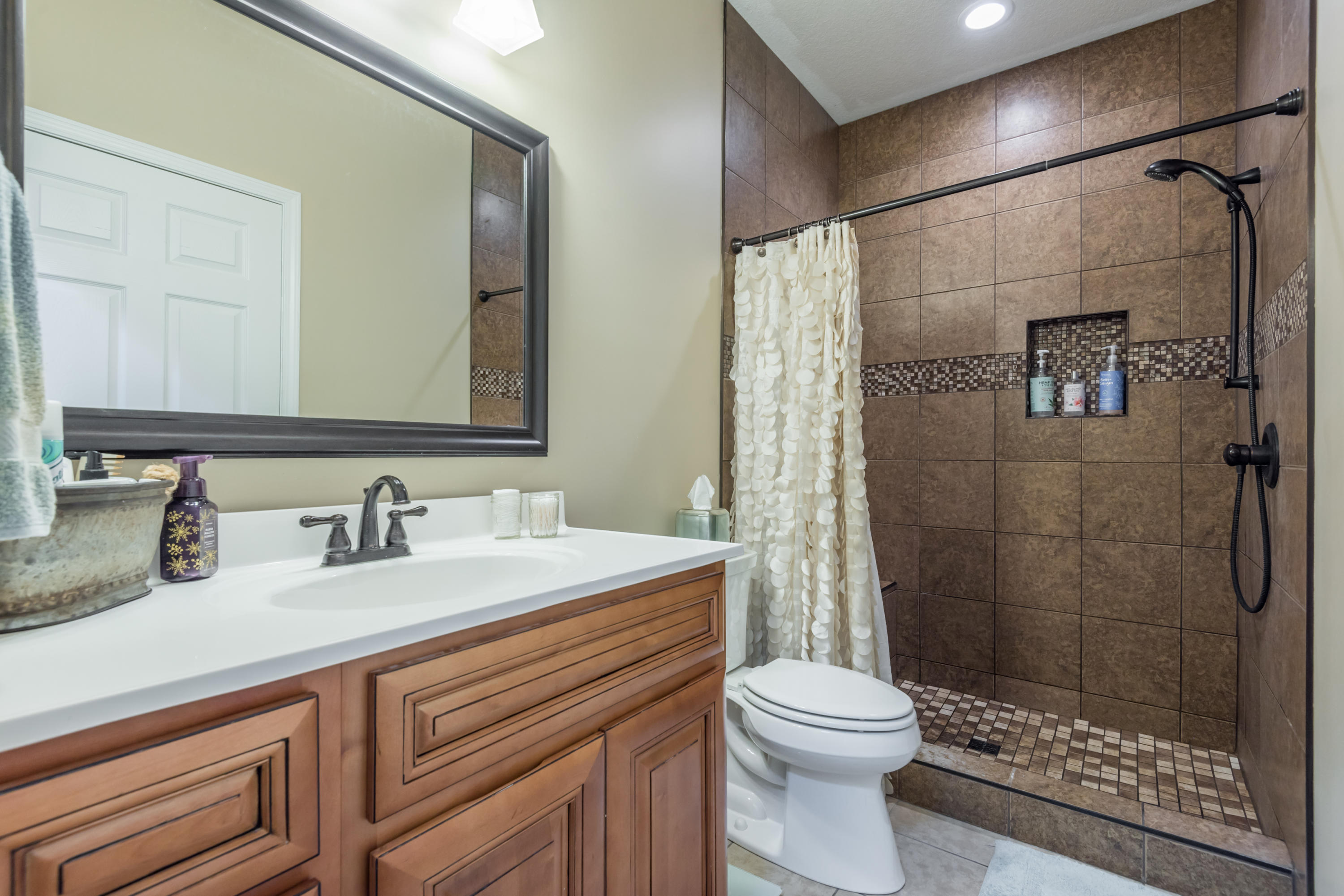 115 Deer Run Ridge Road Kingston, TN 37763 - Photo 13 of 29 115DeerRunRidgeRd-19