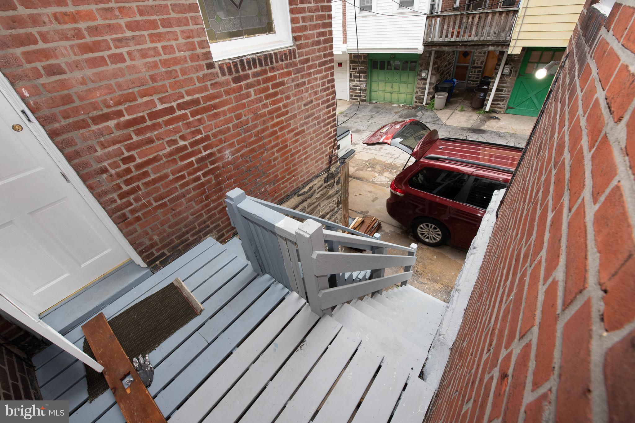 225 Avon Road Upper Darby, PA 19082 - Photo 20 of 39