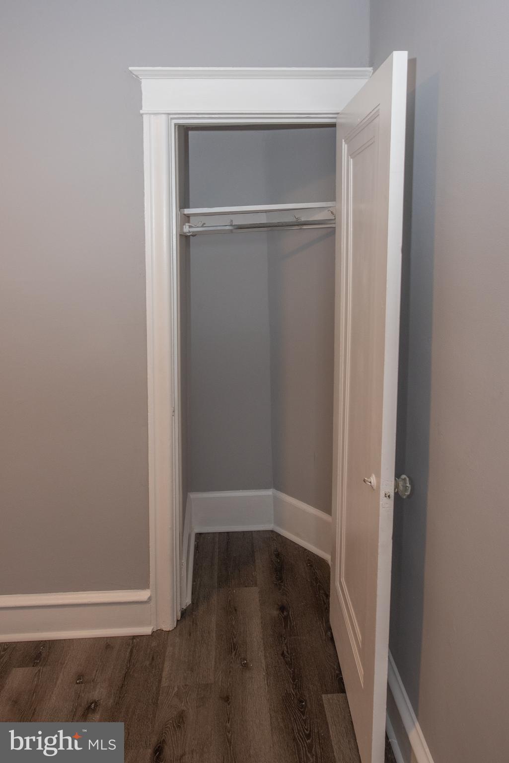225 Avon Road Upper Darby, PA 19082 - Photo 28 of 39