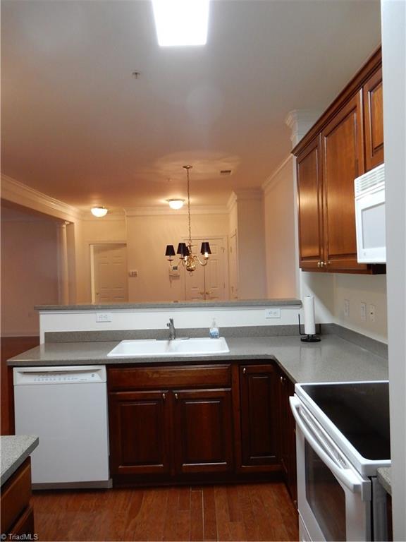522 College Road Greensboro, NC 27410 - Photo 9 of 20