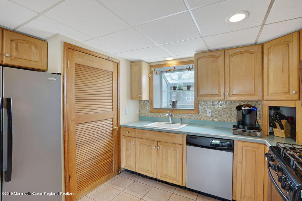 836 Partridge Run Point Pleasant, NJ 08742 - Photo 25 of 66 019_dsc03368-dsc03372