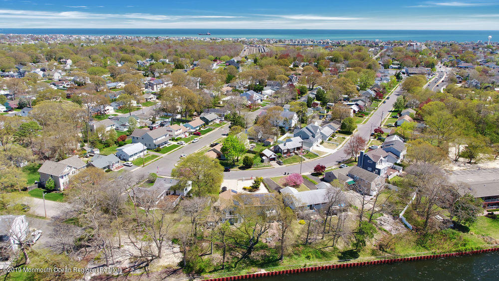 836 Partridge Run Point Pleasant, NJ 08742 - Photo 40 of 66 006_dji_0685-dji_0689