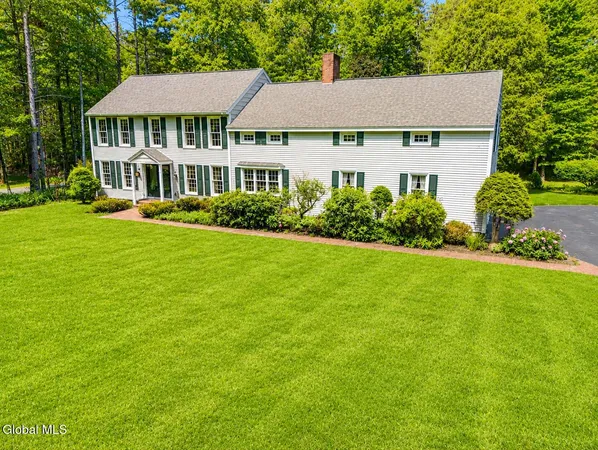 $669,900 | 20 Lantern Hill Road, Queensbury, NY 12804