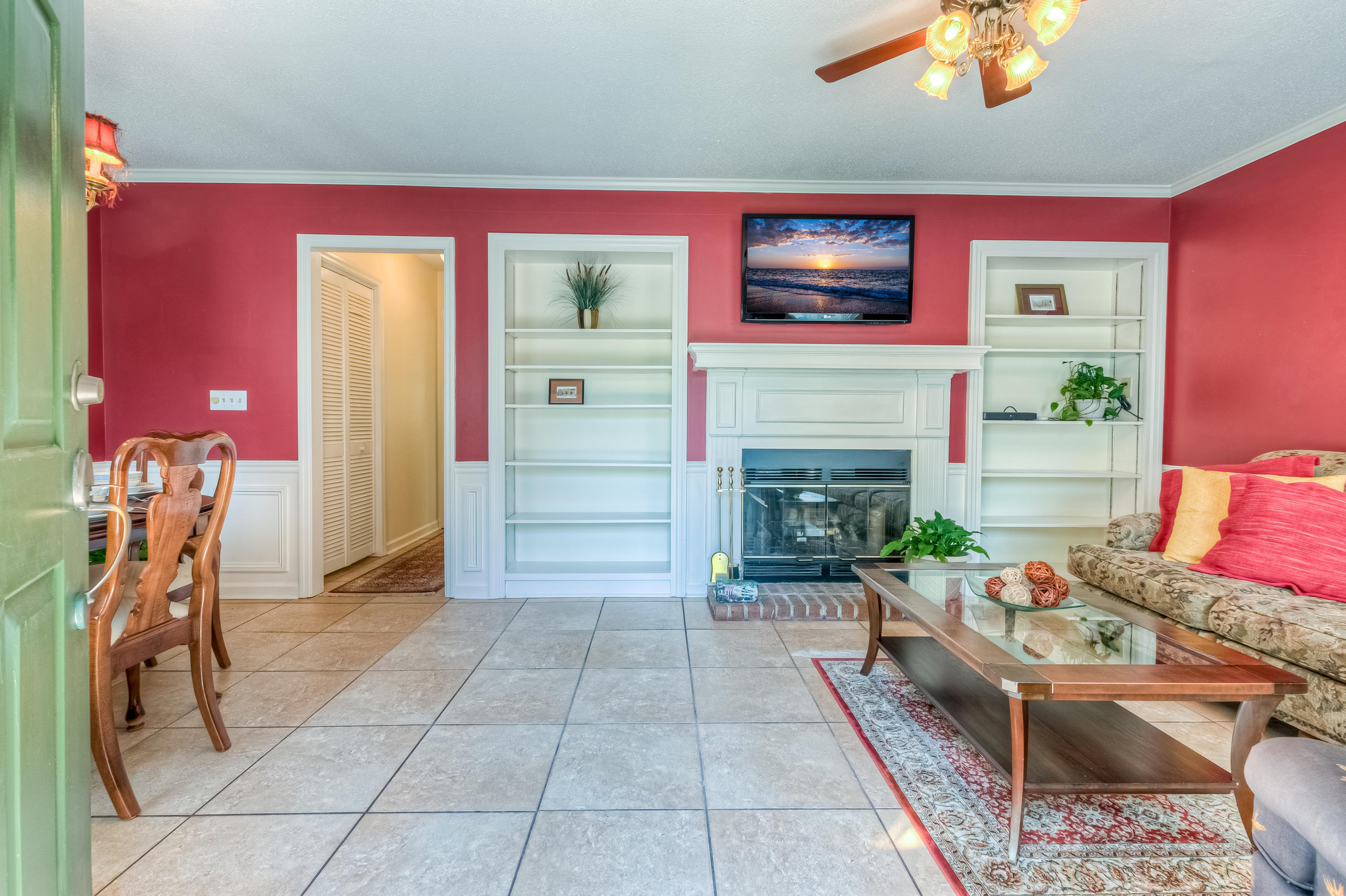 302 Springview Lane, Unit 9 Summerville, SC 29485 - Photo 3 of 23 Entrance