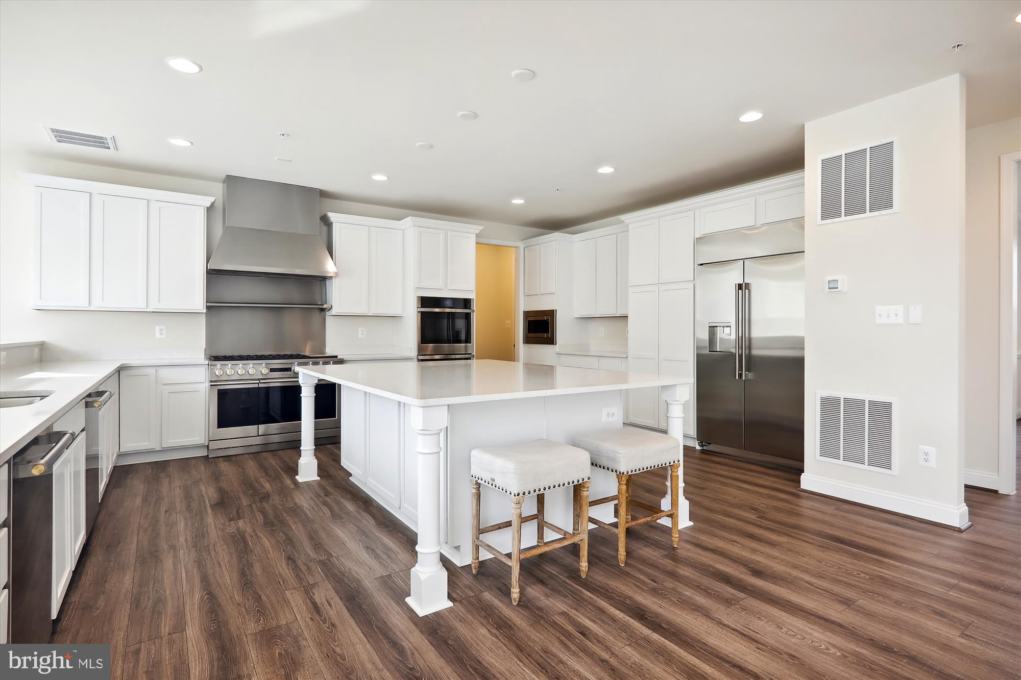 4009 Diamondhead Avenue Bowie, MD 20721 - Photo 11 of 40