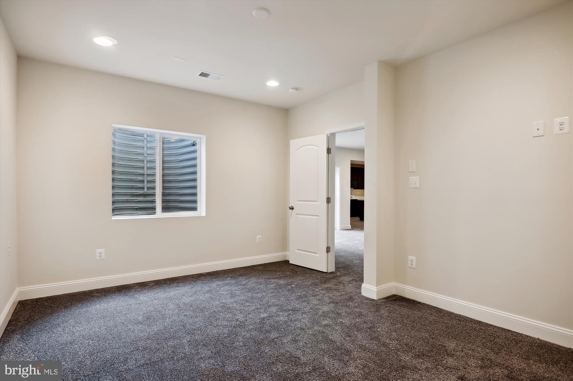 4009 Diamondhead Avenue Bowie, MD 20721 - Photo 34 of 40