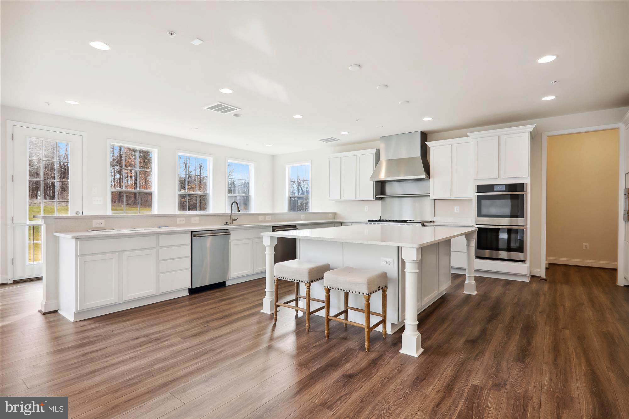 4009 Diamondhead Avenue Bowie, MD 20721 - Photo 10 of 40