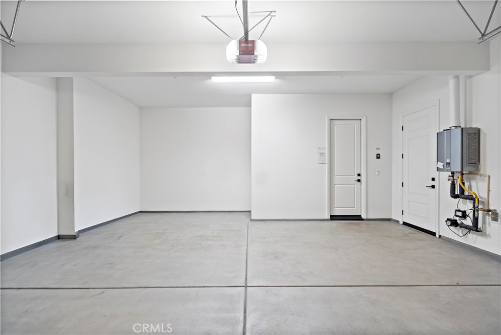 121 Paxton Irvine, CA 92620 - Photo 50 of 61 a view of an empty room