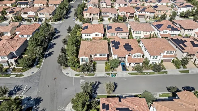 $6,900 | 121 Paxton, Irvine, CA 92620