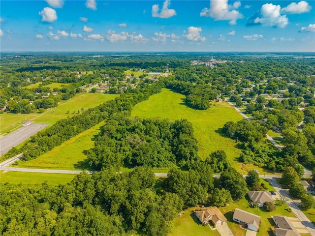 $230,000 | Water Street South, Clinton, MO 64735