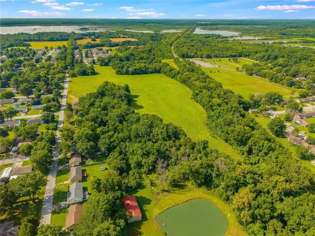 $230,000 | Water Street South, Clinton, MO 64735