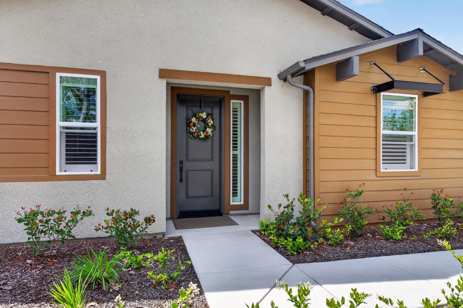 4185 Ryan Lane Madera, CA 93636 - Photo 15 of 63 a front view of a house