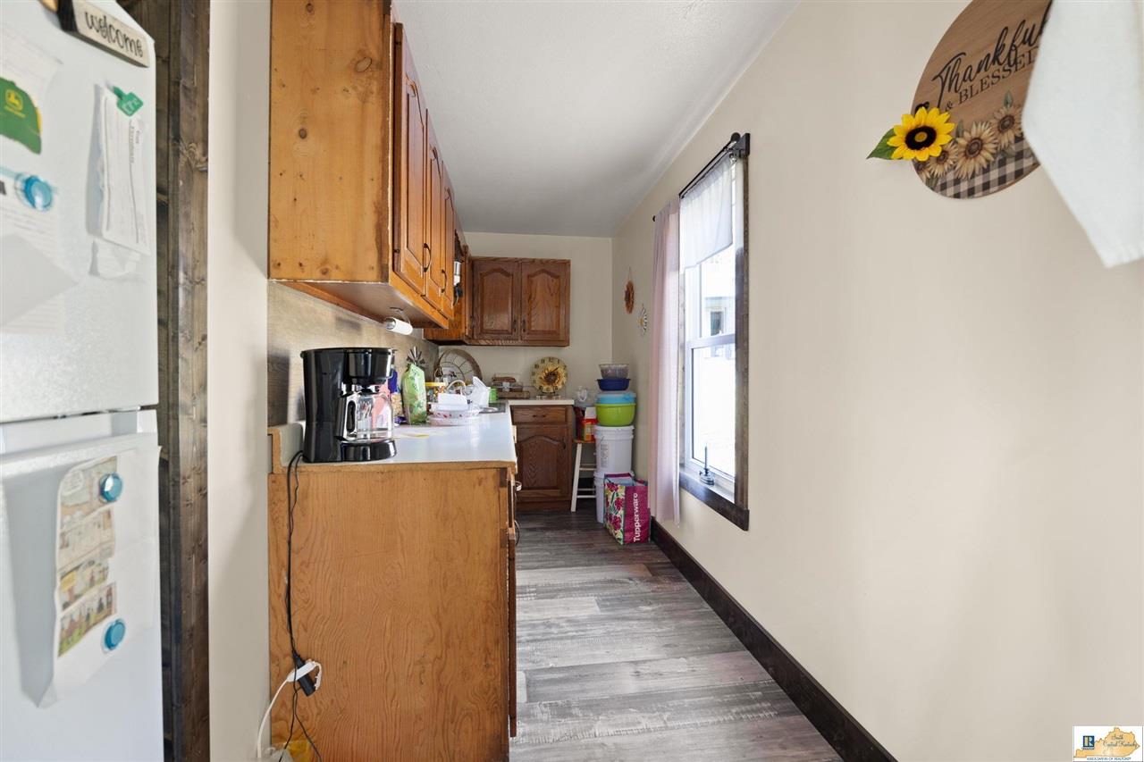 698 Rowletts Road Horse Cave, KY 42749 - Photo 9 of 99 Gallery Image 9