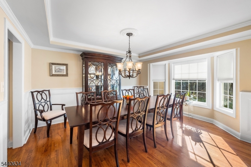 21 Angus Lane Warren, NJ 07059 - Photo 9 of 48