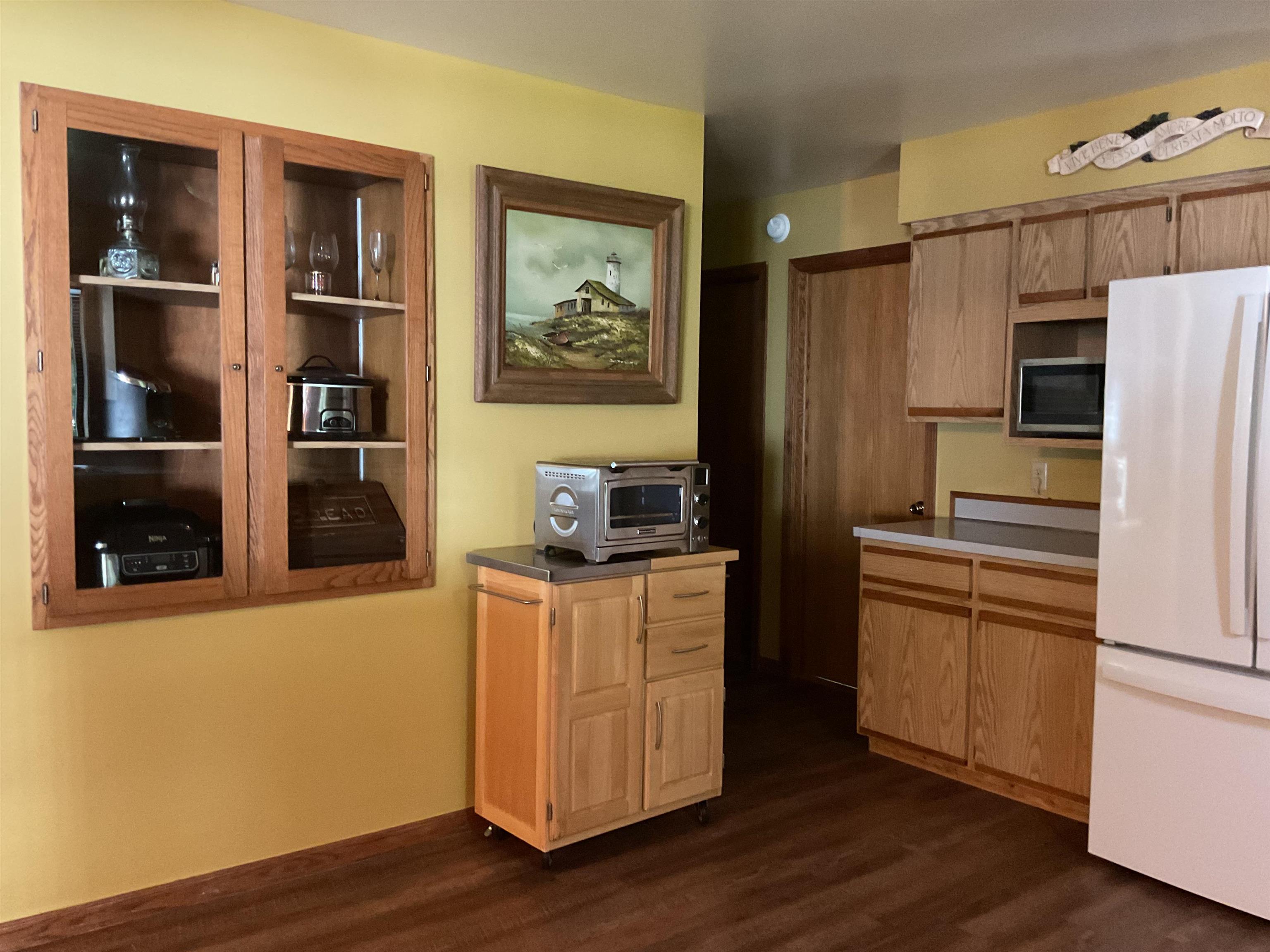 3300 East Arnold Lake Road Harrison, MI 48625 - Photo 14 of 90 1947481-34c6aebd-08fa-47a0-bc87-ed5a5e4bf496.JPG