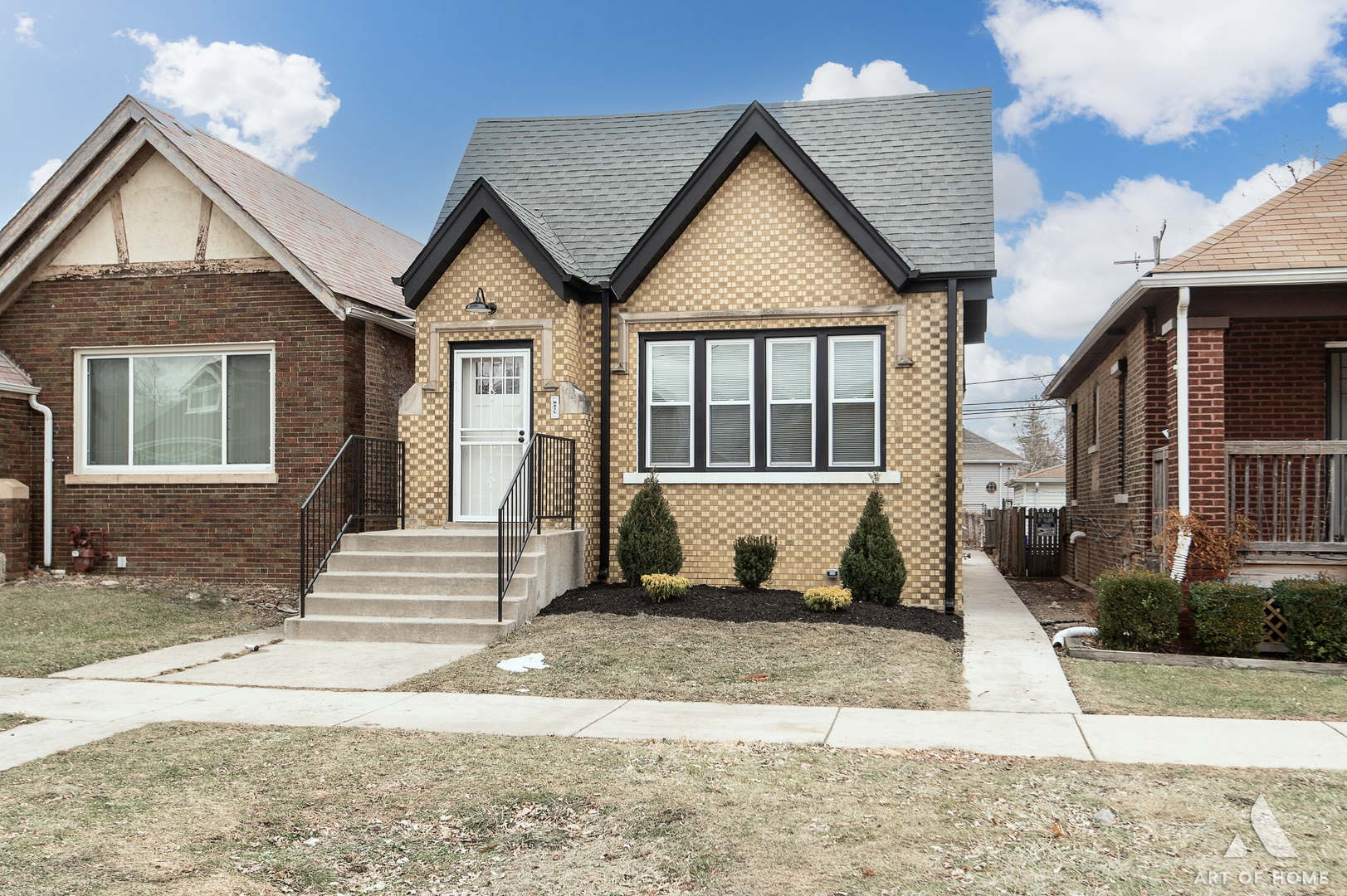 10229 South Aberdeen Street Chicago, IL 60643 - Photo 2 of 33 a front view of a house with a yard