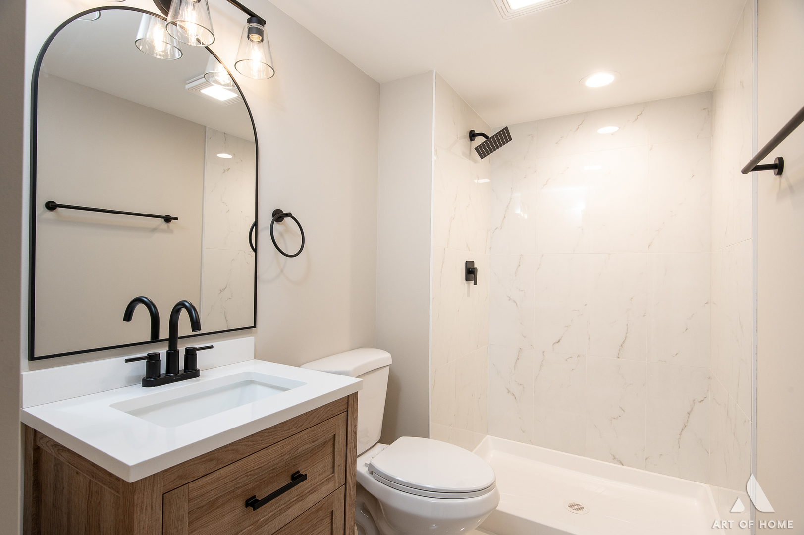 10229 South Aberdeen Street Chicago, IL 60643 - Photo 22 of 33 a bathroom with a toilet a sink and mirror